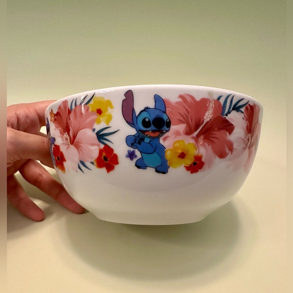 Stitch ceramic bowl